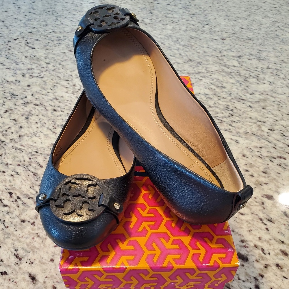 Tory Burch Mini Miller Flat - Black - Size 8